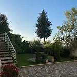 Villa 35