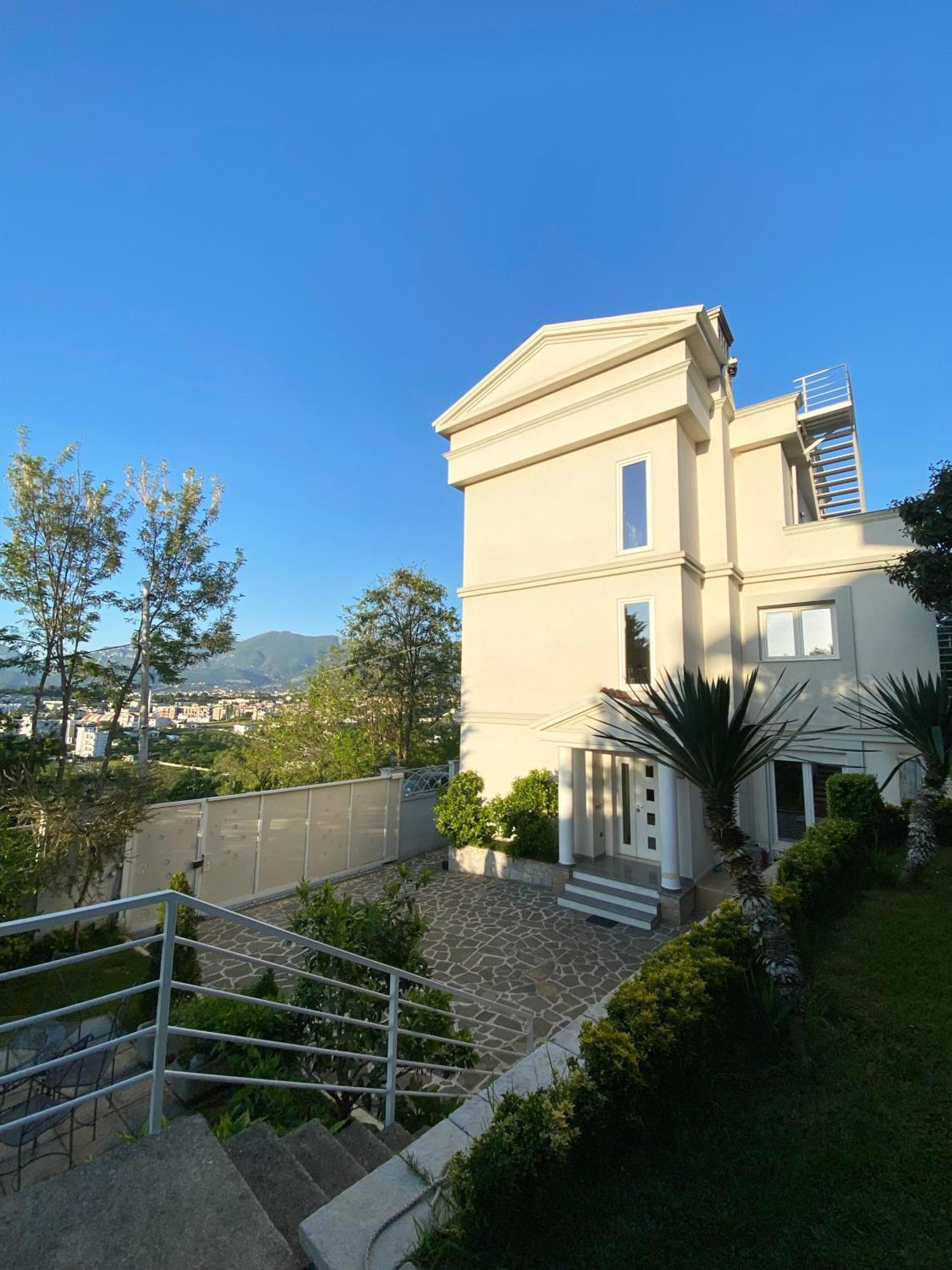 Apartament 35