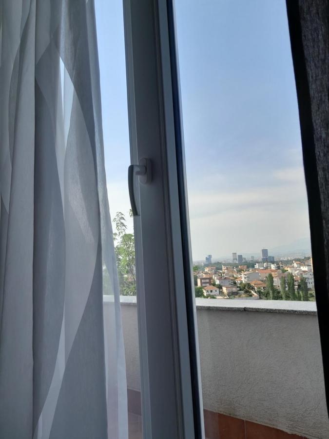 35 Apartamento Tirana